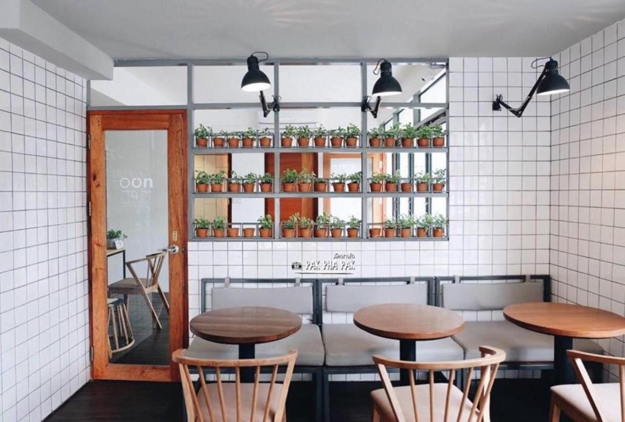 Oon Poshtel X Cafe Hostel Chiang Mai Ngoại thất bức ảnh