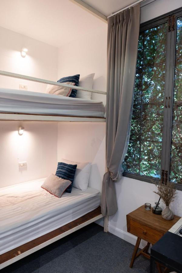 Oon Poshtel X Cafe Hostel Chiang Mai Ngoại thất bức ảnh