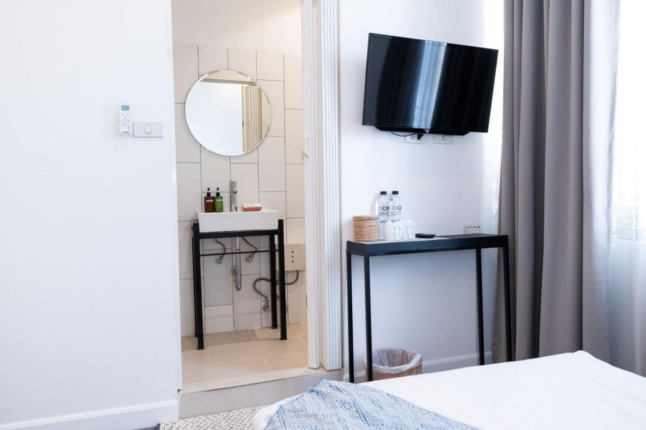 Oon Poshtel X Cafe Hostel Chiang Mai Ngoại thất bức ảnh