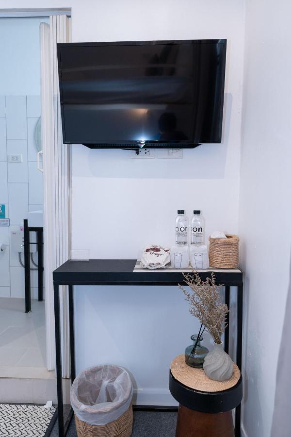 Oon Poshtel X Cafe Hostel Chiang Mai Ngoại thất bức ảnh