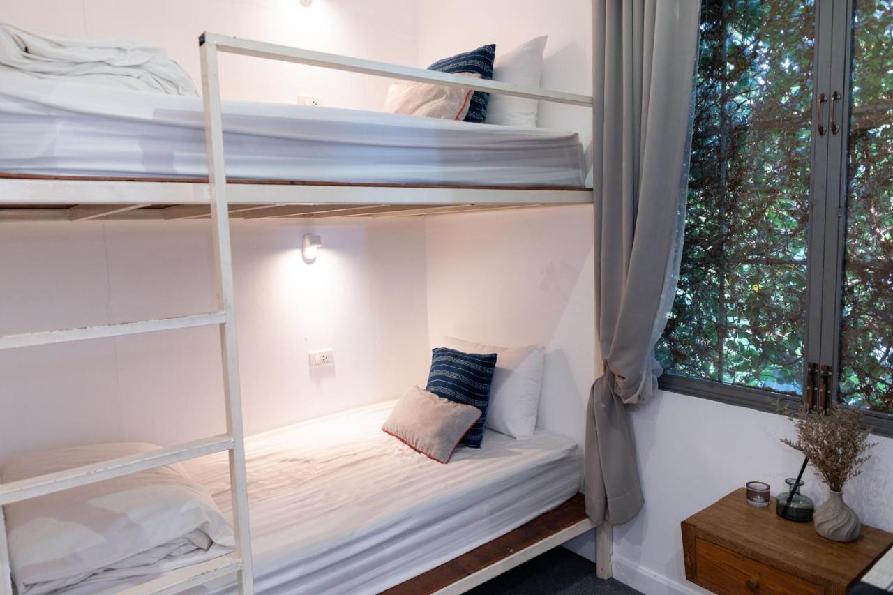 Oon Poshtel X Cafe Hostel Chiang Mai Ngoại thất bức ảnh