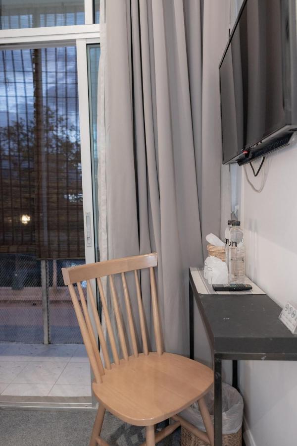 Oon Poshtel X Cafe Hostel Chiang Mai Ngoại thất bức ảnh