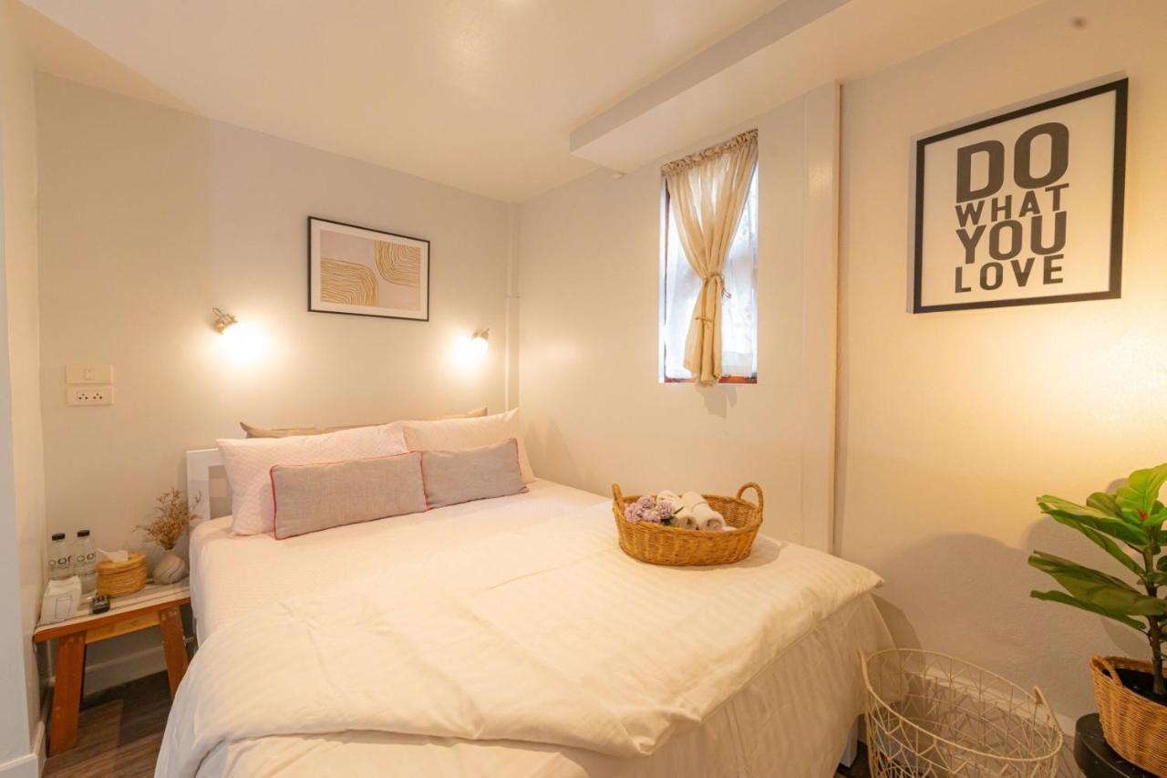 Oon Poshtel X Cafe Hostel Chiang Mai Ngoại thất bức ảnh